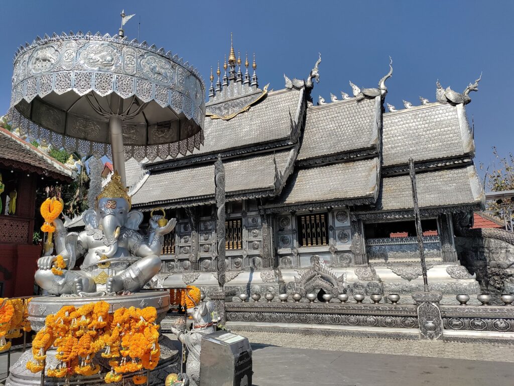 Wat Sri Suphan | Zilveren tempel