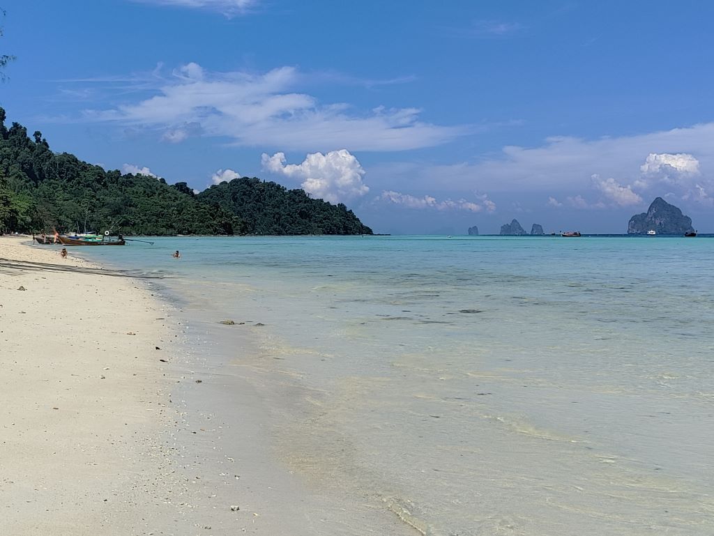Het mooie zandstrand van Koh Kradan Thailand | Eilandhoppen in Thailand