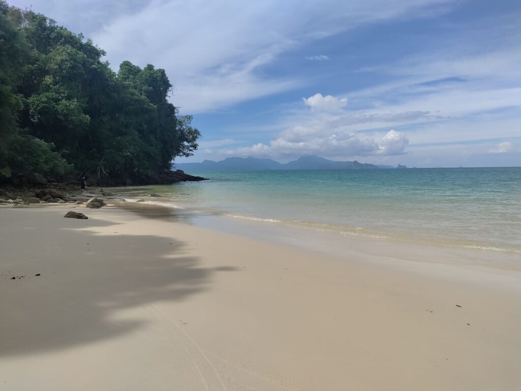 Pantai Pasir Tengkorak | Skull beach | Langkawi | Tropisch strand