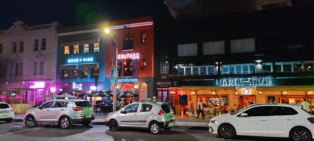 Bree Street Kaapstad in de avond